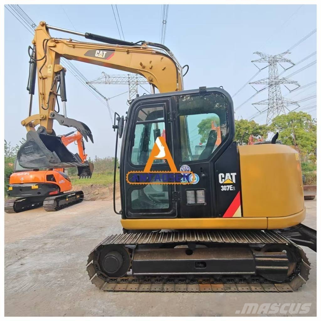 CAT 307E2 Mini rýpadlá < 7t