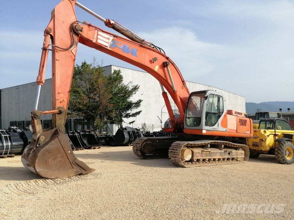 Fiat-Kobelco E385 Bageri guseničari