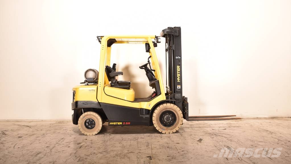 Hyster H2.5A6-L LPG forklifts