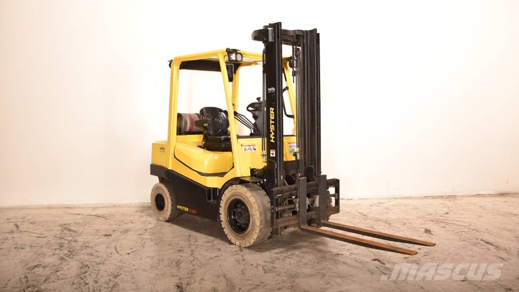 Hyster H2.5A6-L LPG forklifts