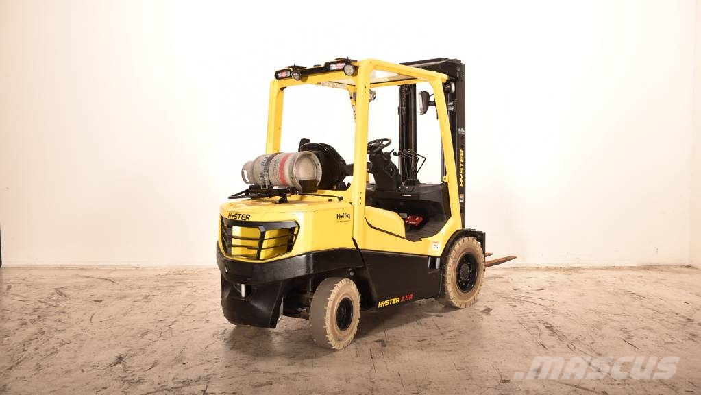 Hyster H2.5A6-L LPG forklifts