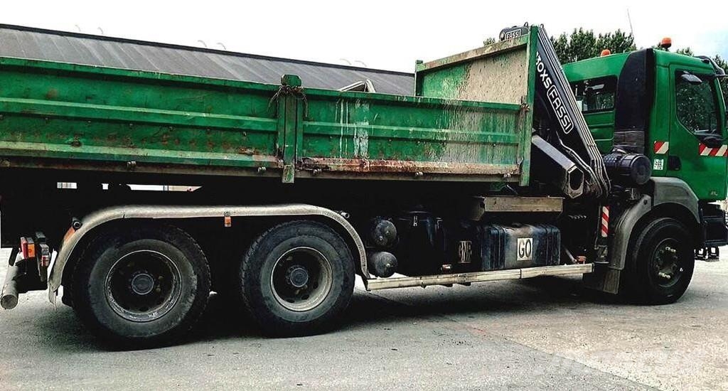 Renault Kerax Tovornjaki s kesonom/platojem
