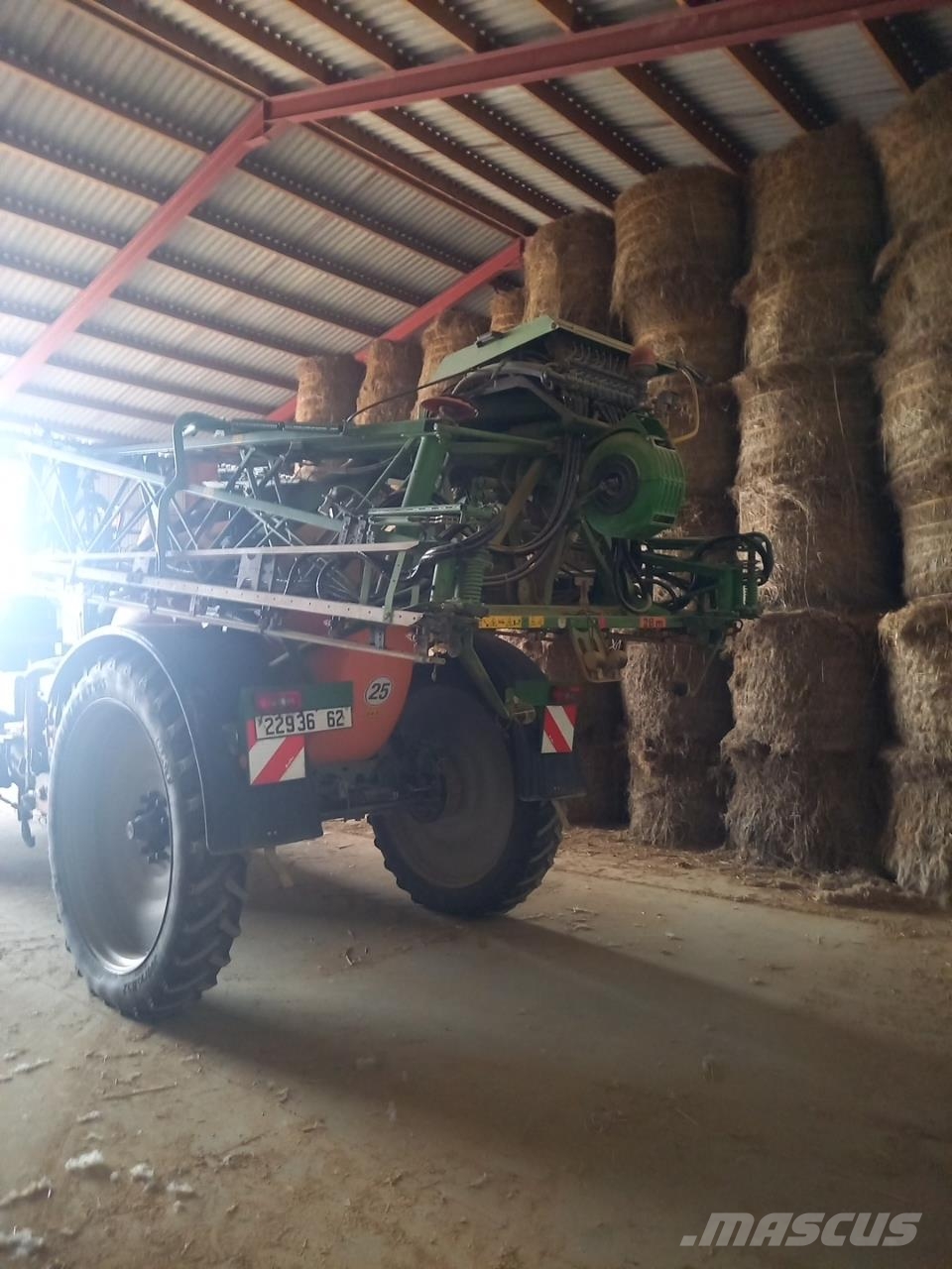 Amazone UX 3200 Spécial Premium Причіпні обприскувачі