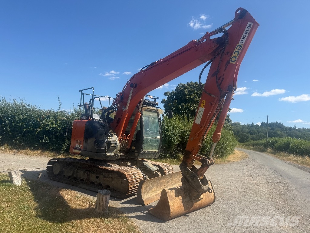 Hitachi ZX 135 USb-6 Kāpurķēžu ekskavatori
