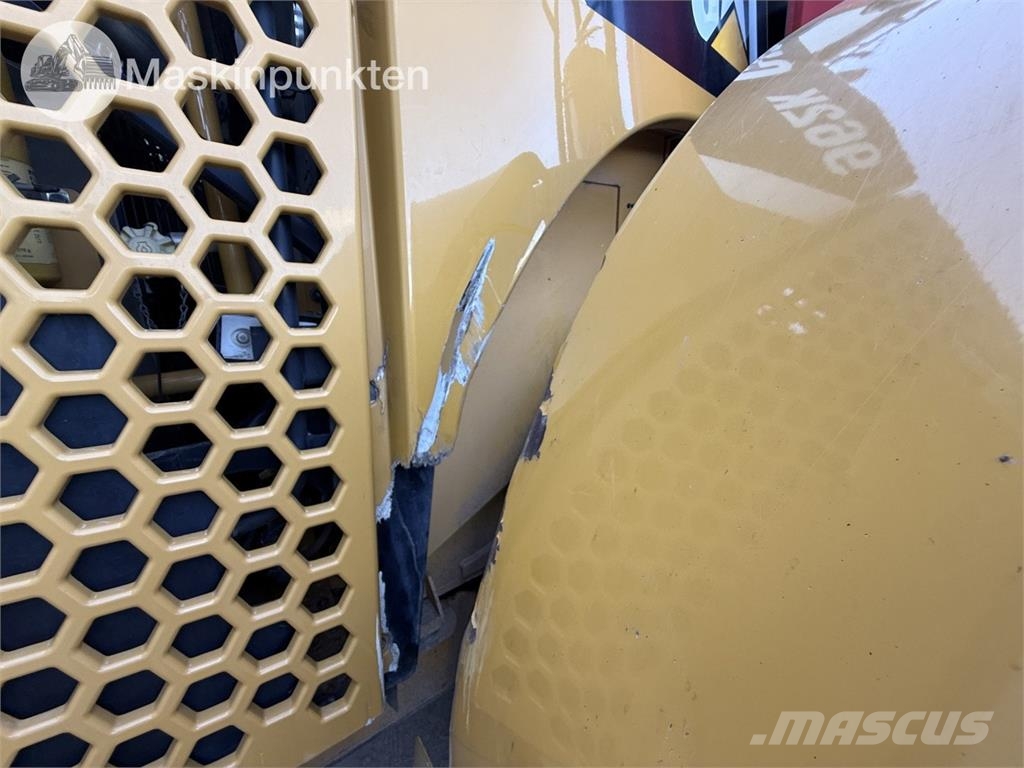 CAT 962K 輪式推土機