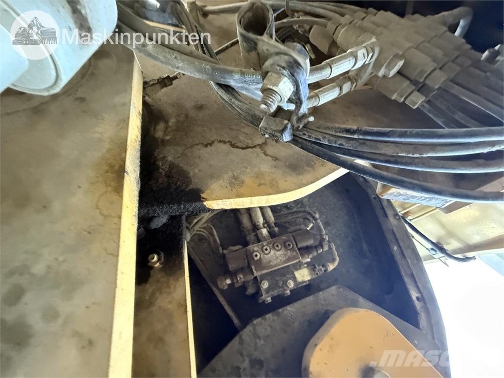 CAT 962K 輪式推土機