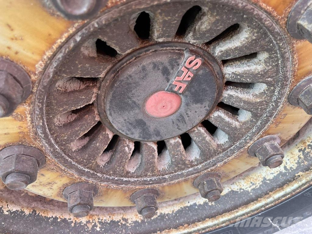 Krone SD SKAP BOX L=13675 mm Polprikolice zabojniki