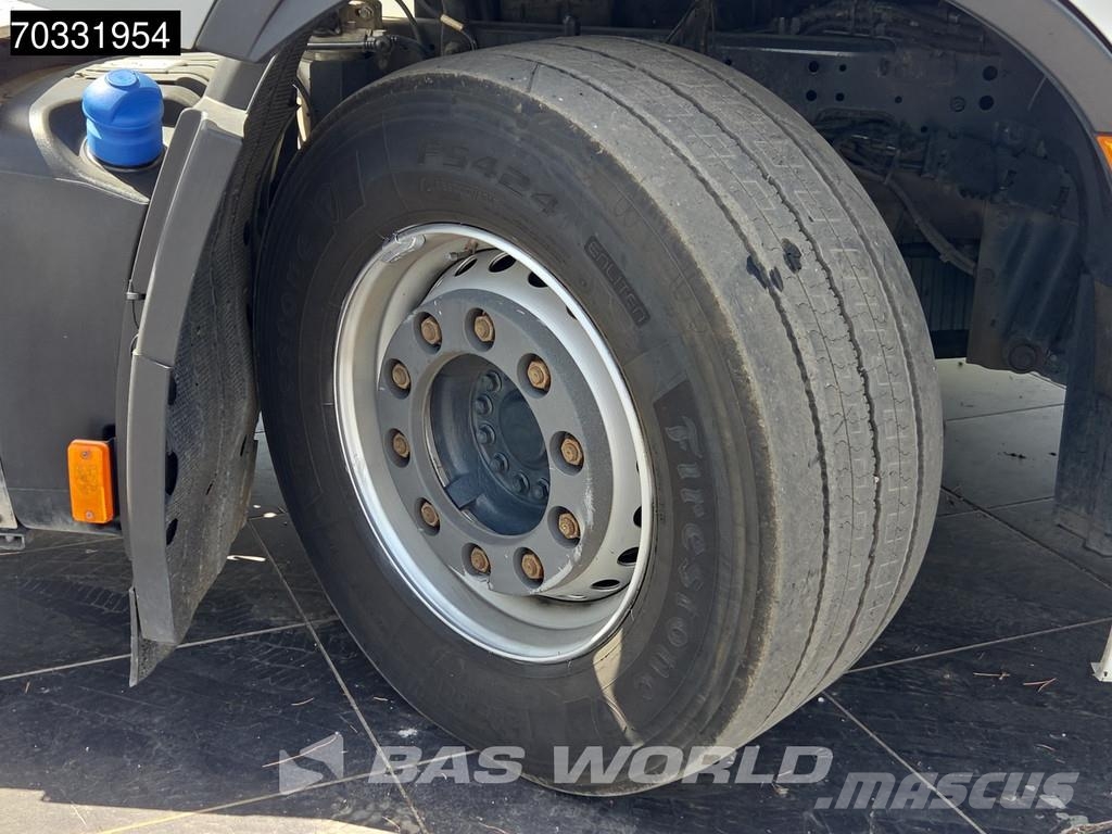 Iveco S-Way 490 4X2 Retarder 2x Tanks Standklima ACC Çekiciler