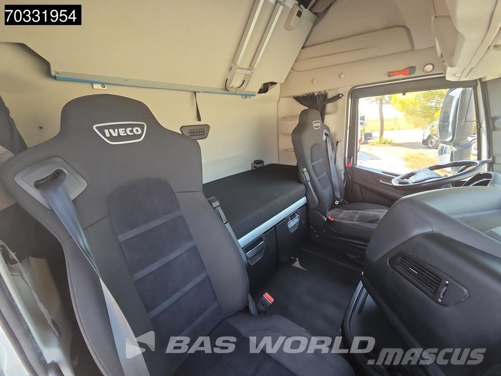 Iveco S-Way 490 4X2 Retarder 2x Tanks Standklima ACC Çekiciler