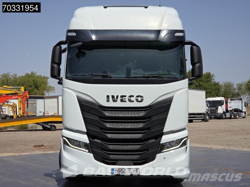 Iveco S-Way 490 4X2 Retarder 2x Tanks Standklima ACC Çekiciler