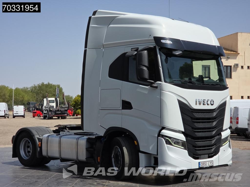 Iveco S-Way 490 4X2 Retarder 2x Tanks Standklima ACC Çekiciler