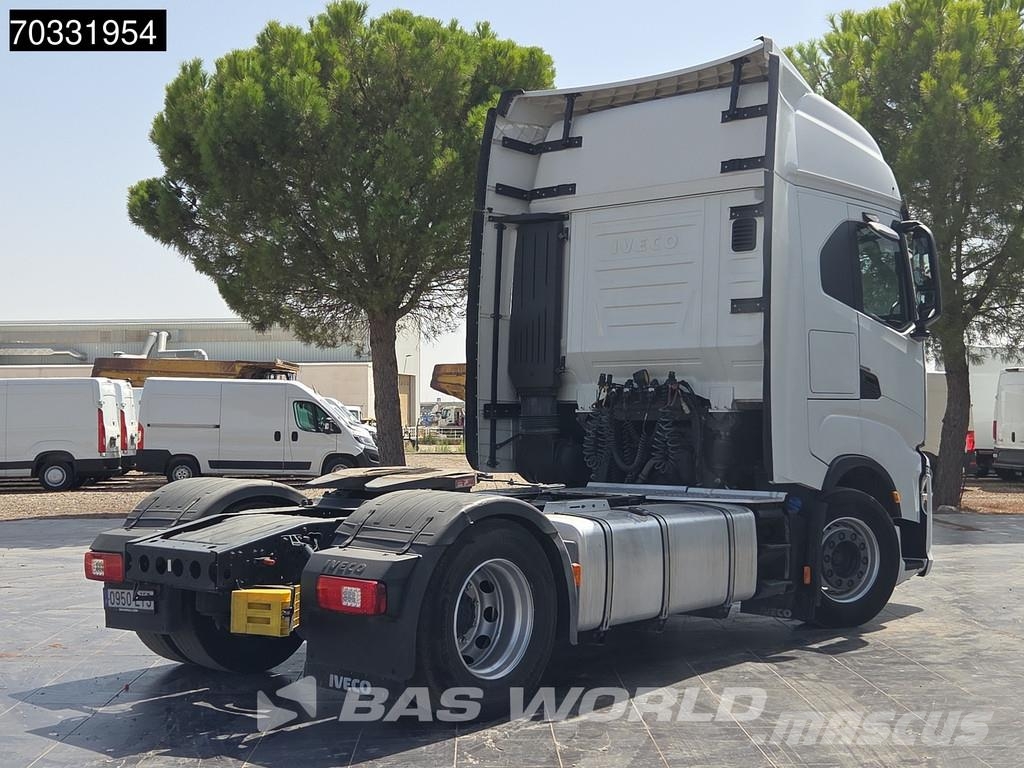 Iveco S-Way 490 4X2 Retarder 2x Tanks Standklima ACC Çekiciler