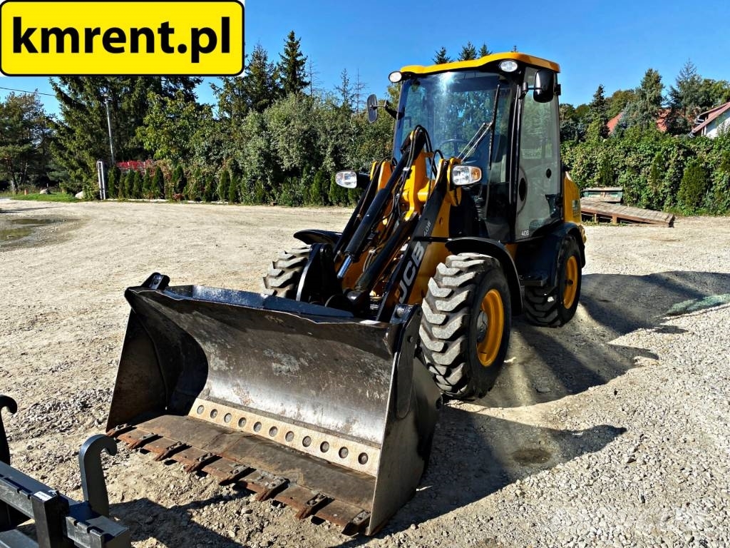 JCB 406 Kolesni nakladalci