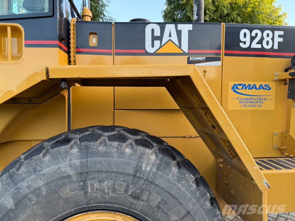 CAT 928 F Rataslaadurid