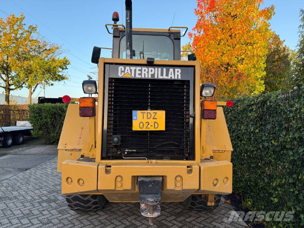 CAT 928 F Rataslaadurid