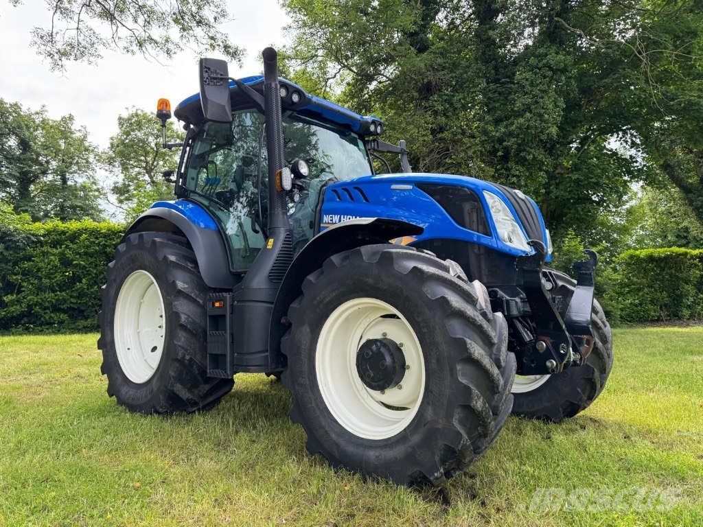 New Holland T6.180 트랙터