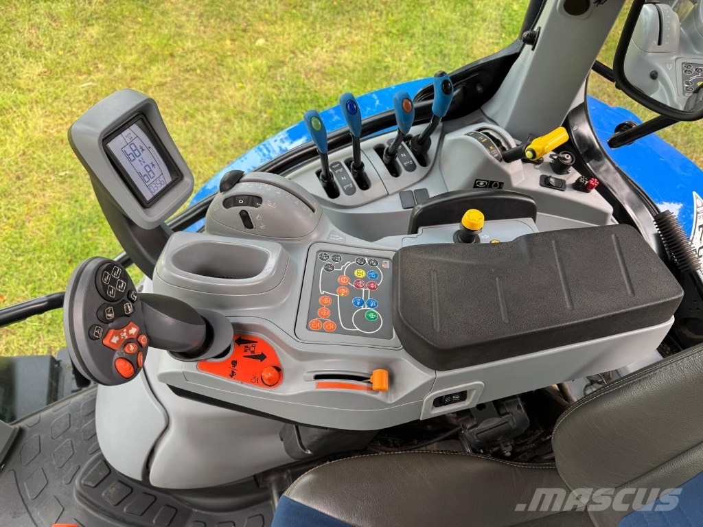 New Holland T6.180 트랙터