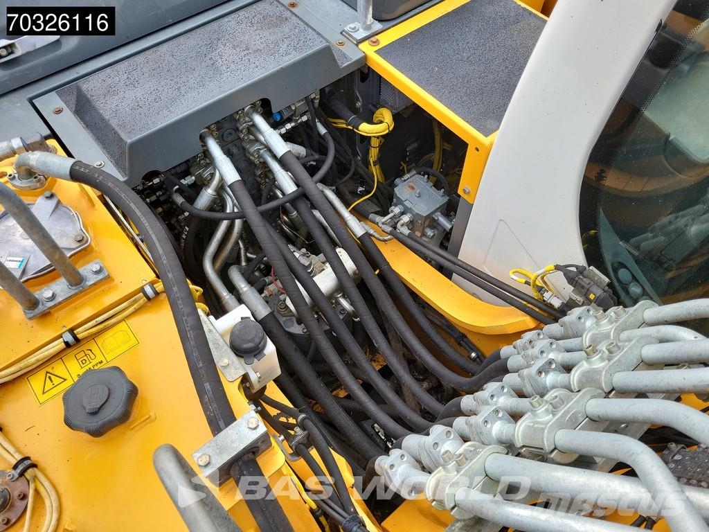 Liebherr R922 LC 履帶式 挖土機/掘鑿機/挖掘機