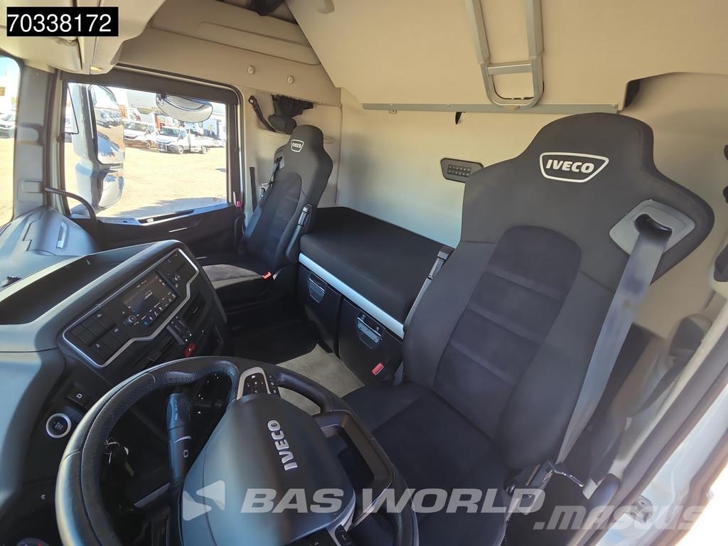 Iveco S-Way 490 4X2 Retarder 2x Tanks Standklima ACC Cavalos mecânicos