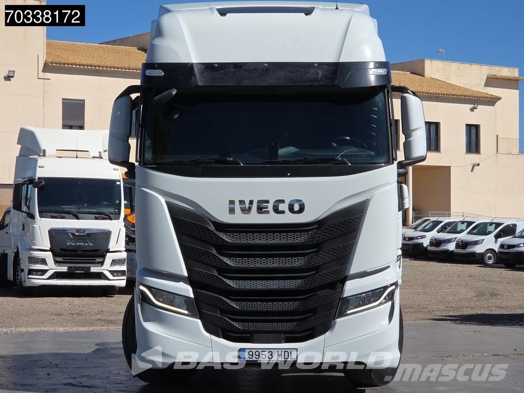 Iveco S-Way 490 4X2 Retarder 2x Tanks Standklima ACC Cavalos mecânicos