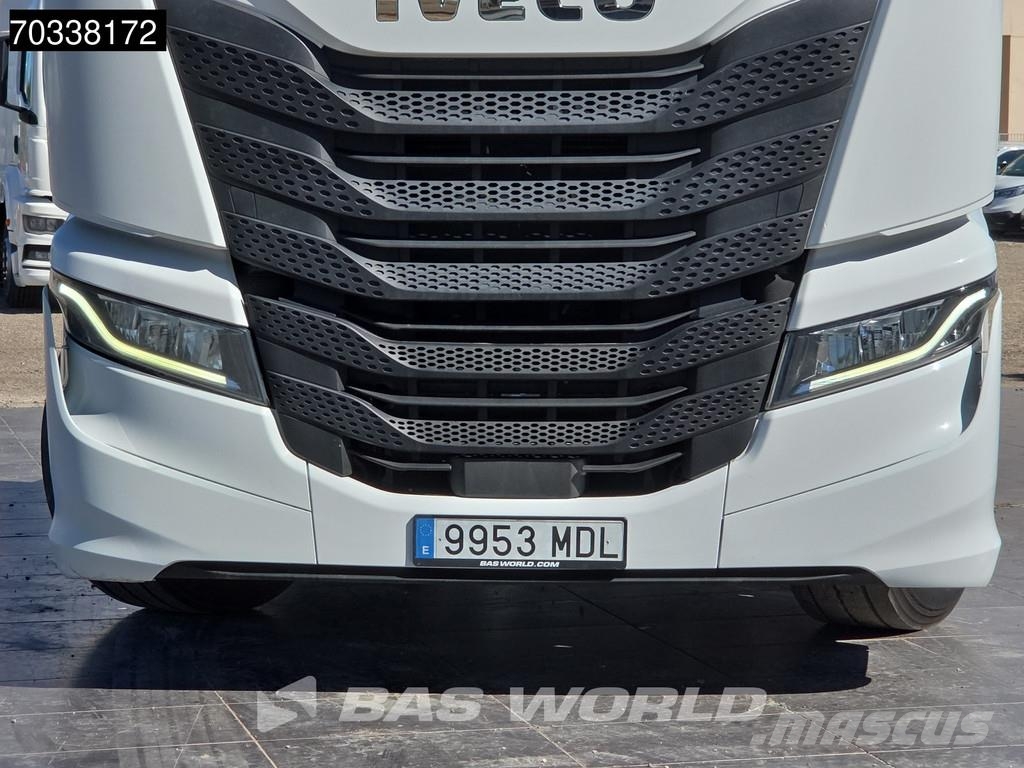 Iveco S-Way 490 4X2 Retarder 2x Tanks Standklima ACC Ciągniki siodłowe