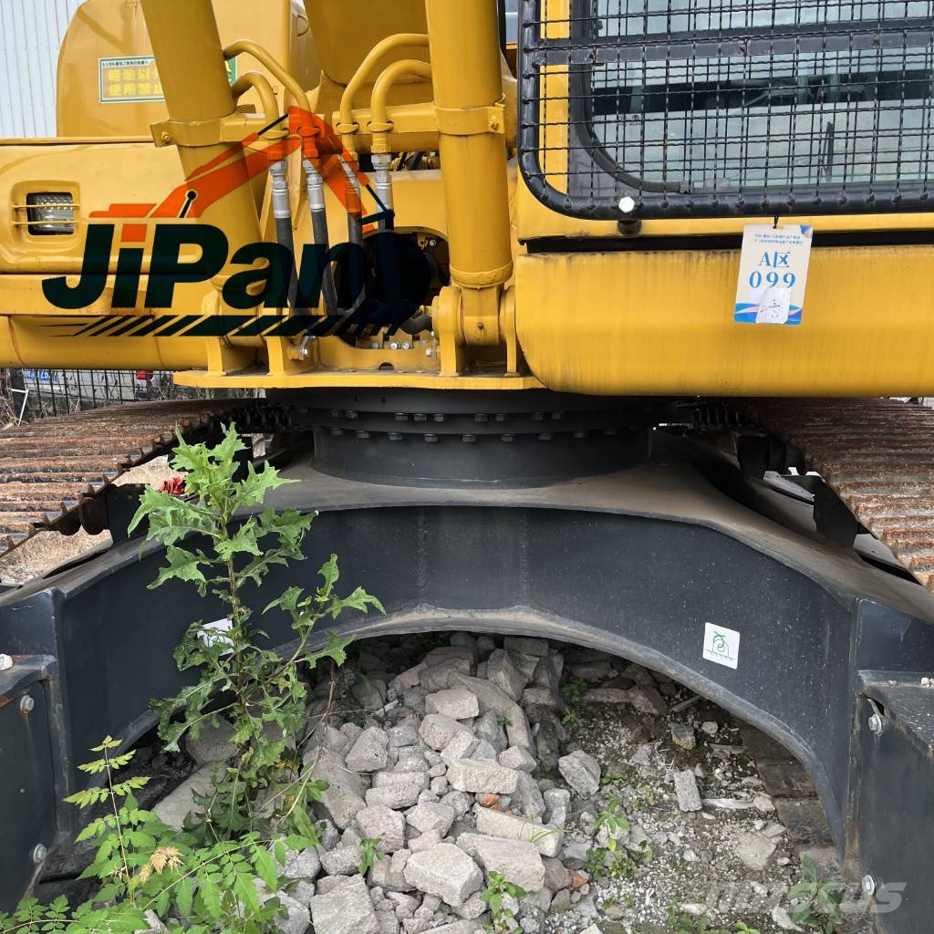 Komatsu PC 160 중형굴삭기 7톤-28톤