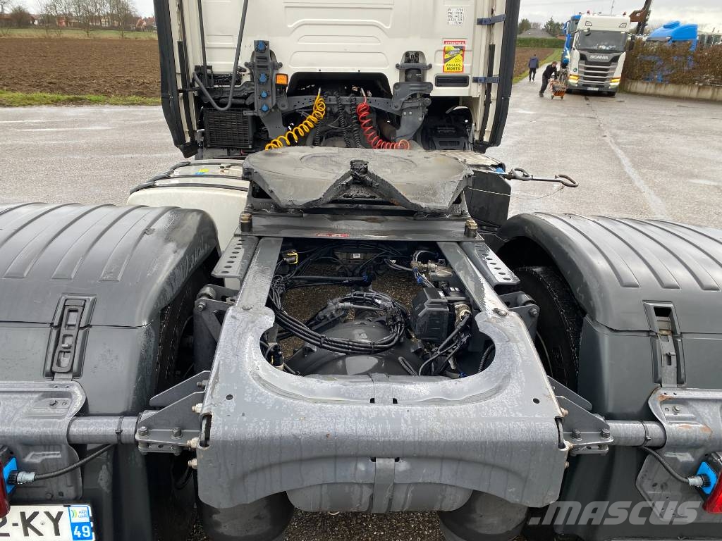 Scania R500 endommagé Sattelzugmaschinen
