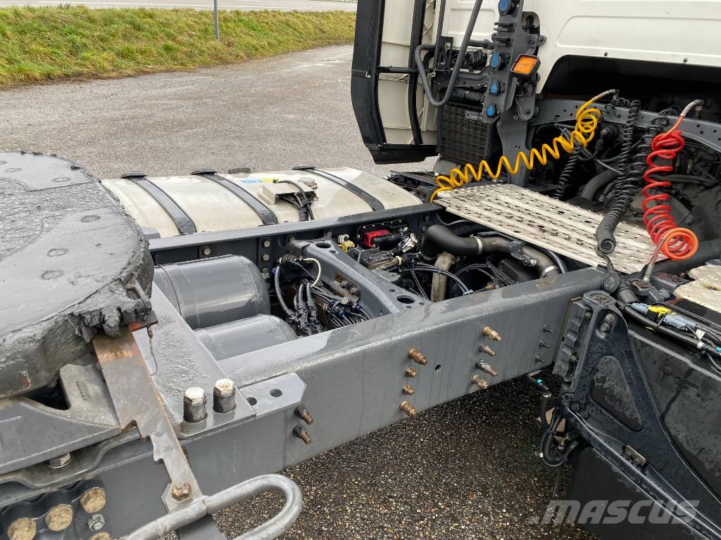 Scania R500 endommagé Sattelzugmaschinen