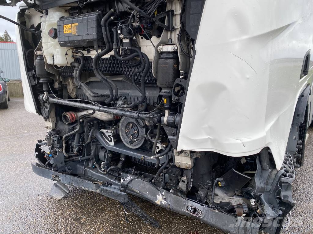 Scania R500 endommagé Sattelzugmaschinen
