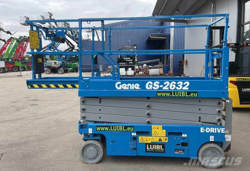 Genie GS 2632, ELECTRIC, 10M, like new, in stock Ollós emelők