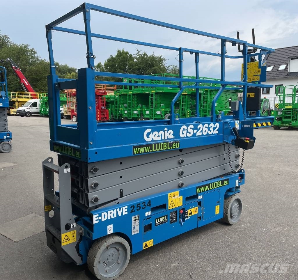Genie GS 2632, ELECTRIC, 10M, like new, in stock Ollós emelők