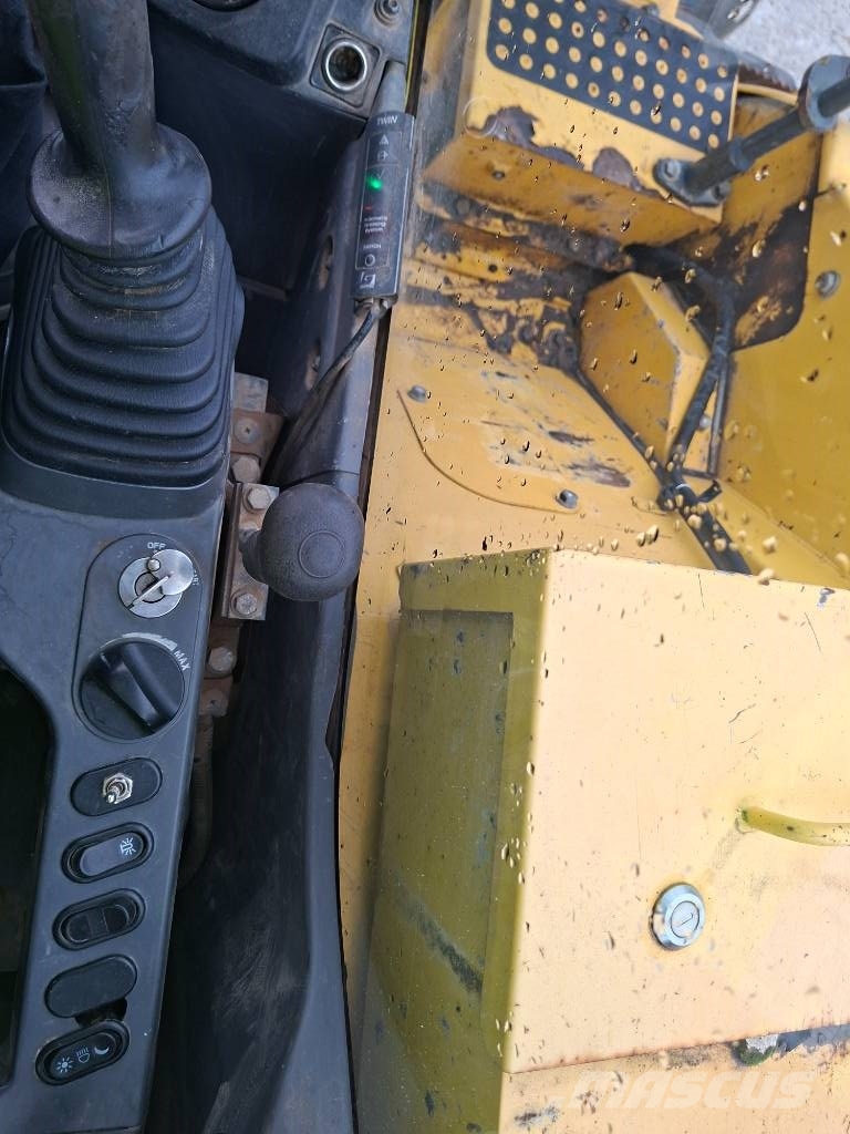 Komatsu PC 88 MR-8 Escavatori medi 7t - 12t