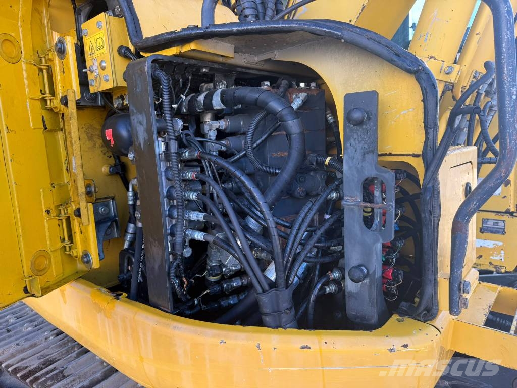 Komatsu PC 138 Kāpurķēžu ekskavatori