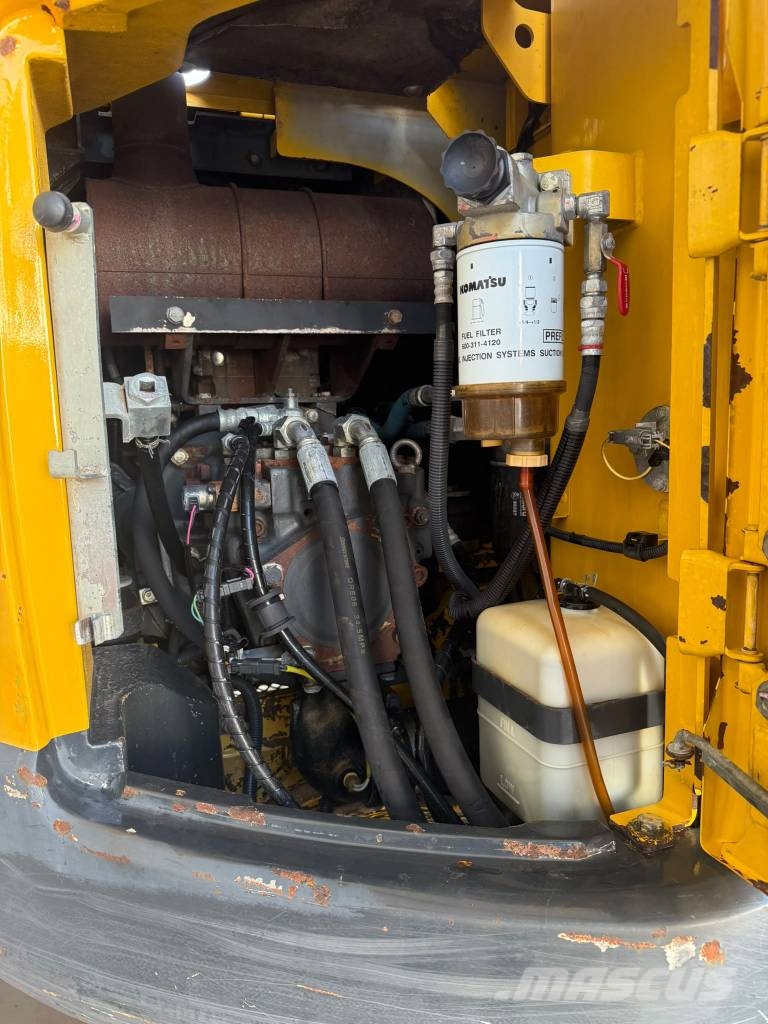 Komatsu PC 138 Kāpurķēžu ekskavatori