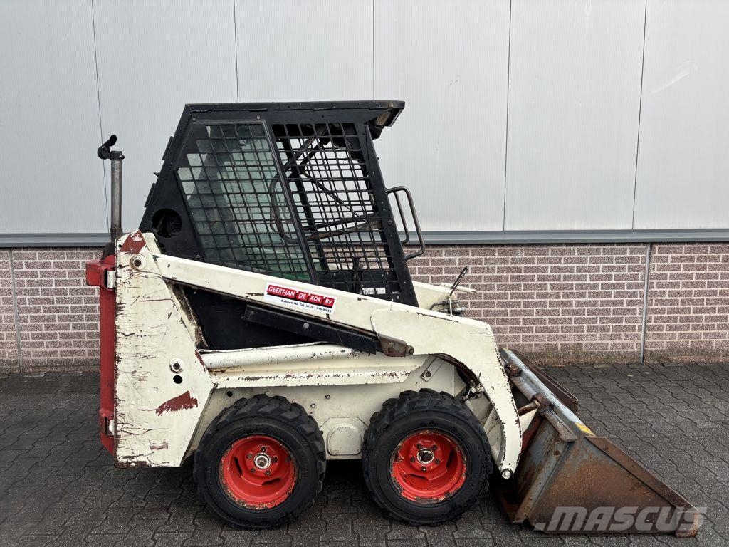 Bobcat 435 Skid steer loaders