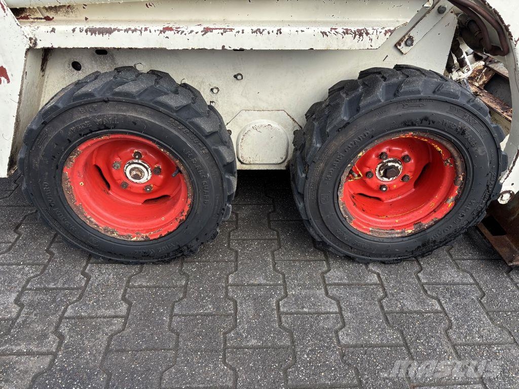 Bobcat 453 Мини-погрузчики