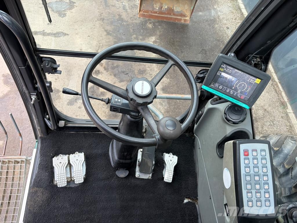 Liebherr A916 Bagri na kolesih