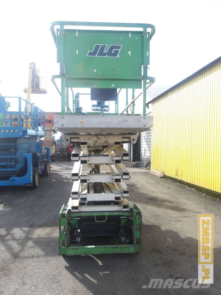 JLG 3246 ES Šķerveida pacēlāji