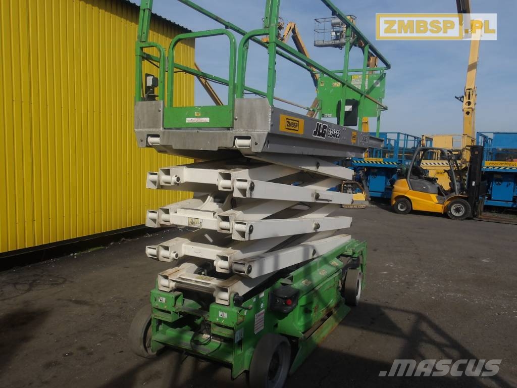 JLG 3246 ES Šķerveida pacēlāji