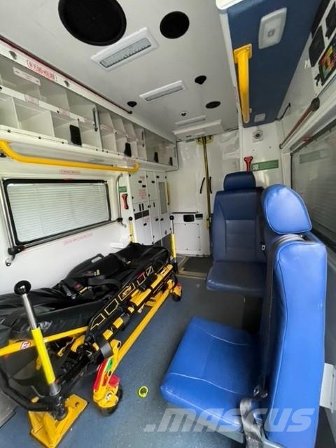 Fiat Ducato A&E Fiat Ducato A&E Vehicle with Stryker Pr Ambulancias