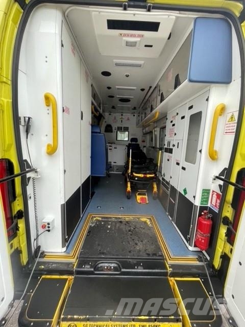 Fiat Ducato A&E Fiat Ducato A&E Vehicle with Stryker Pr Ambulancias