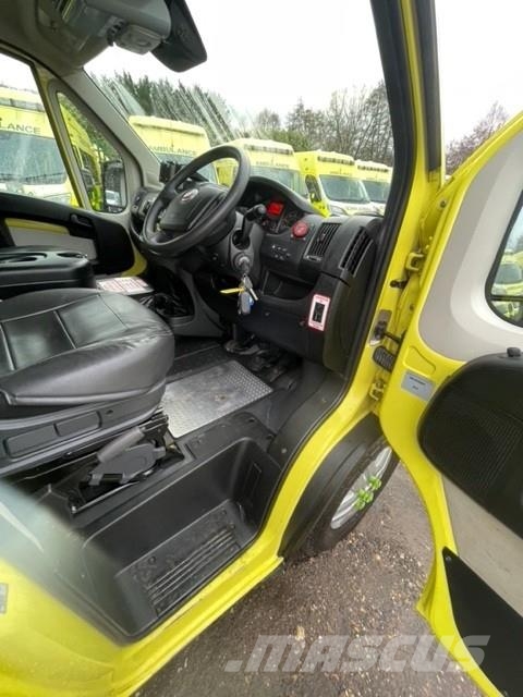 Fiat Ducato A&E Fiat Ducato A&E Vehicle with Stryker Pr Ambulancias