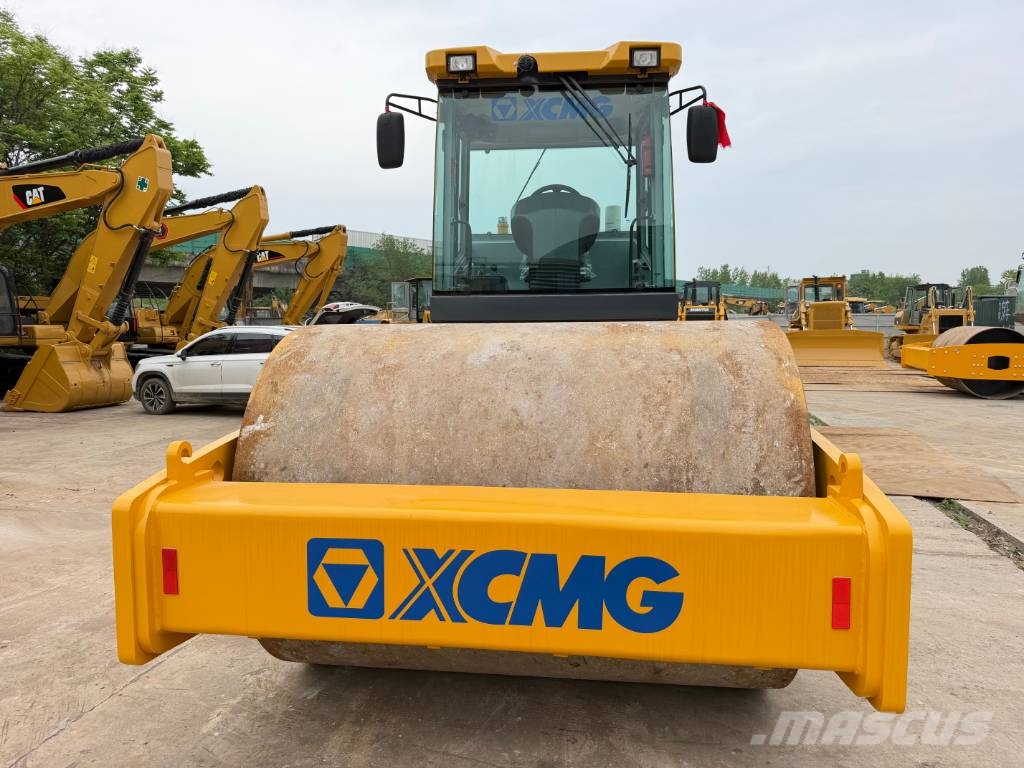 XCMG XS 223 J 振動ローラ