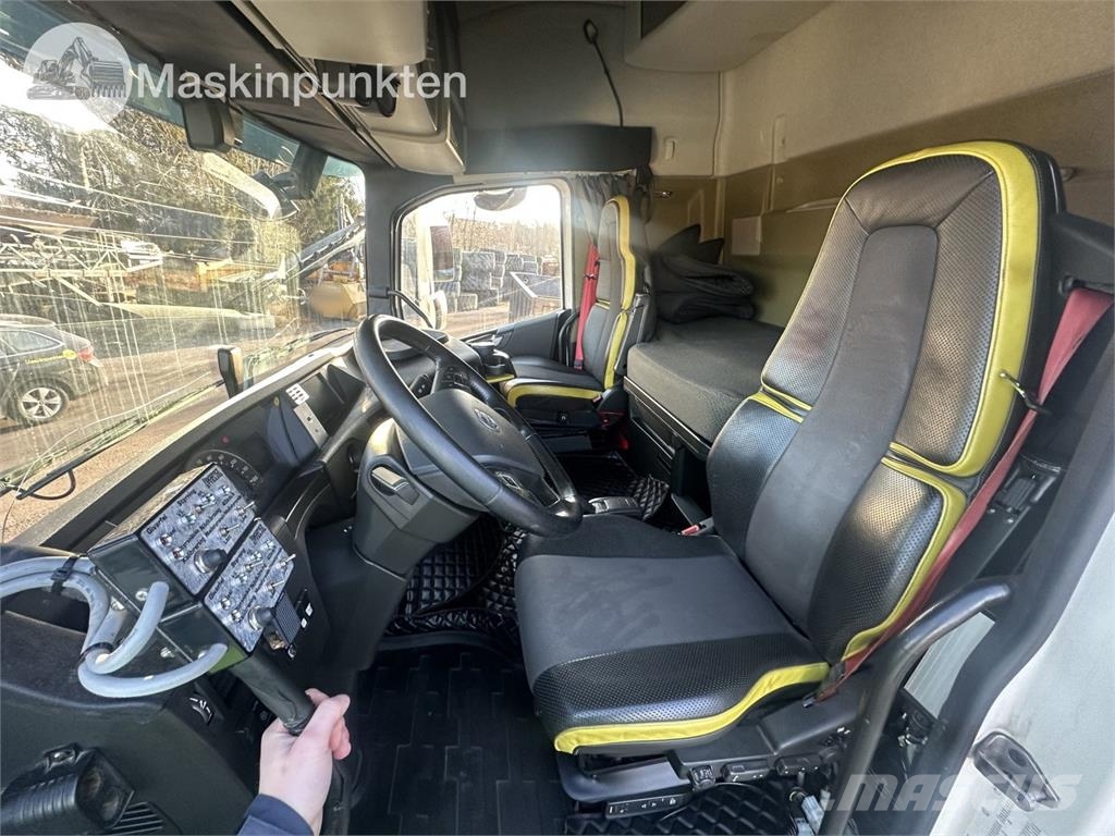 Volvo FH16 Тягачі