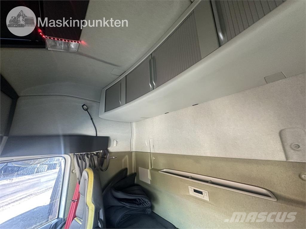 Volvo FH16 Тягачі