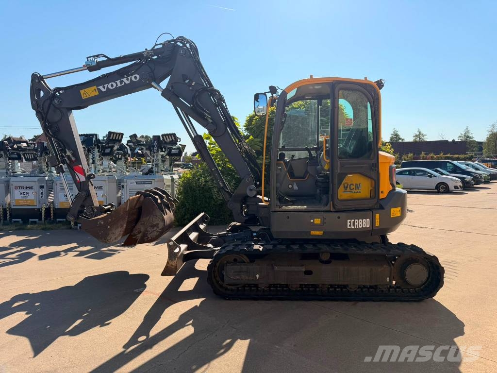 Volvo ECR 88 D Triple Boom Midi bageri 7t – 12t