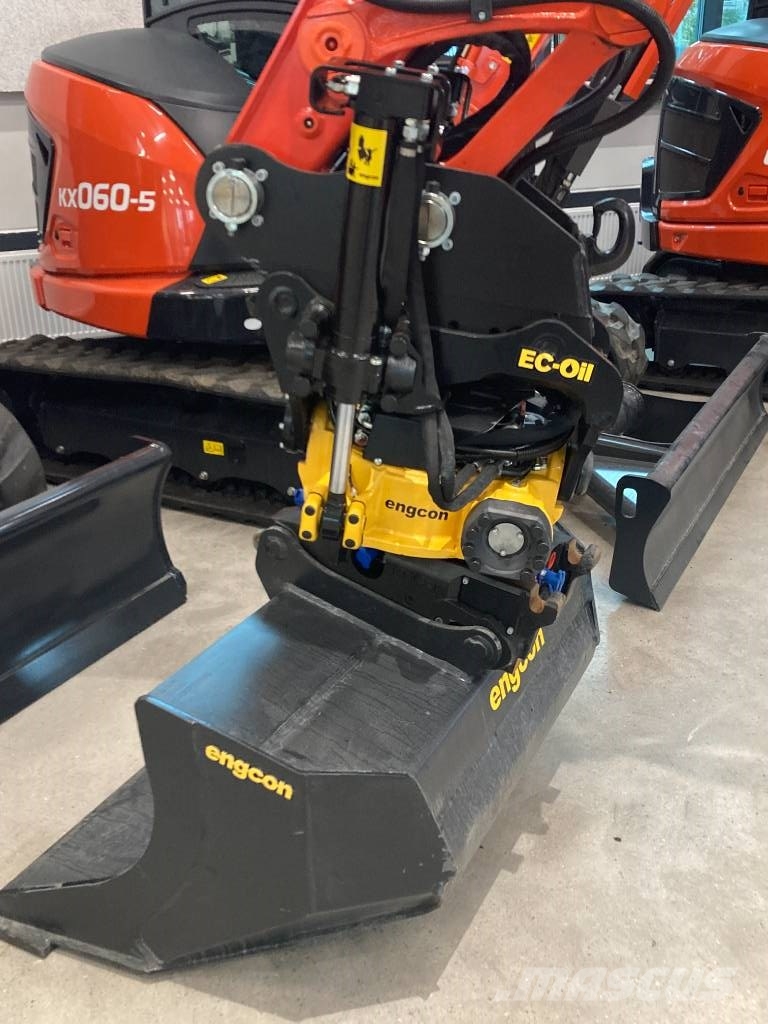 Kubota KX 085-5 中型油圧ショベル 7ｔ-12ｔ（ユンボ・パワーショベル・バックホー）