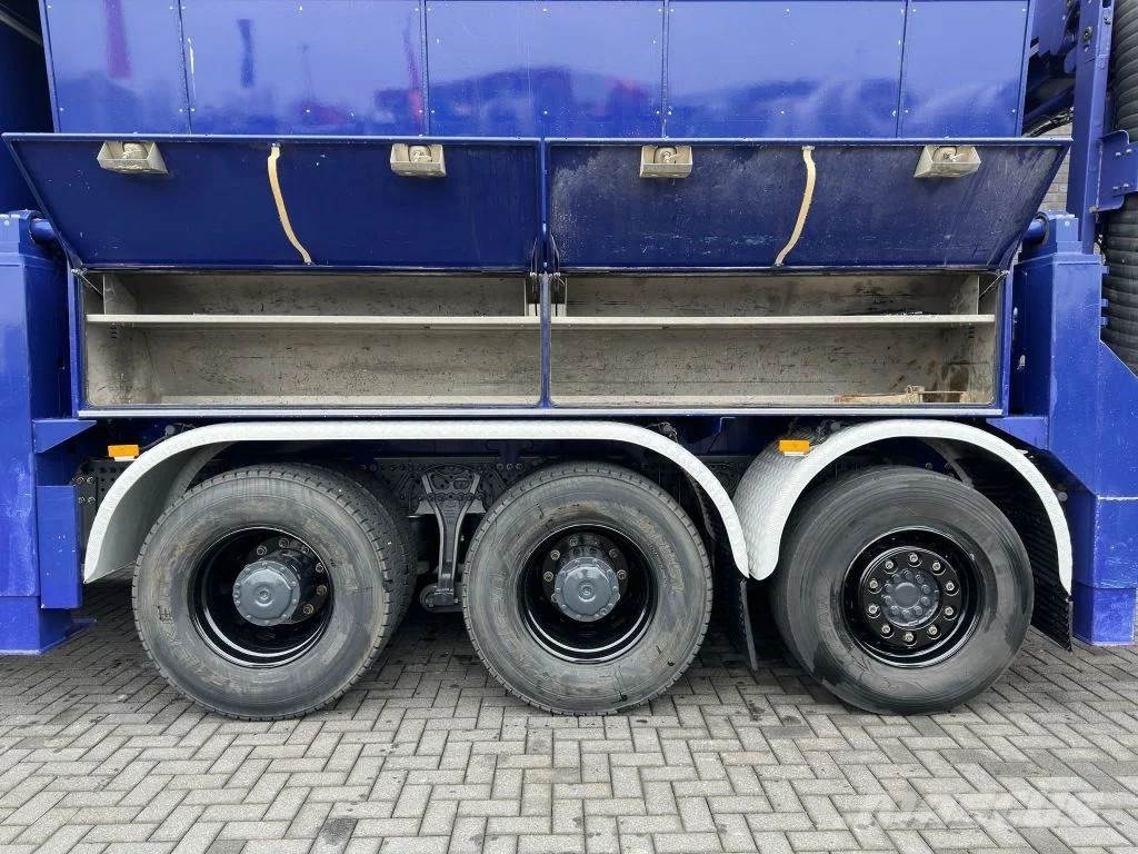 Mercedes-Benz Arocs 3251 8X4 RSP ESE 6 RD 8000 SAUGBAGGER/SUCTIO Paine-/imuautot