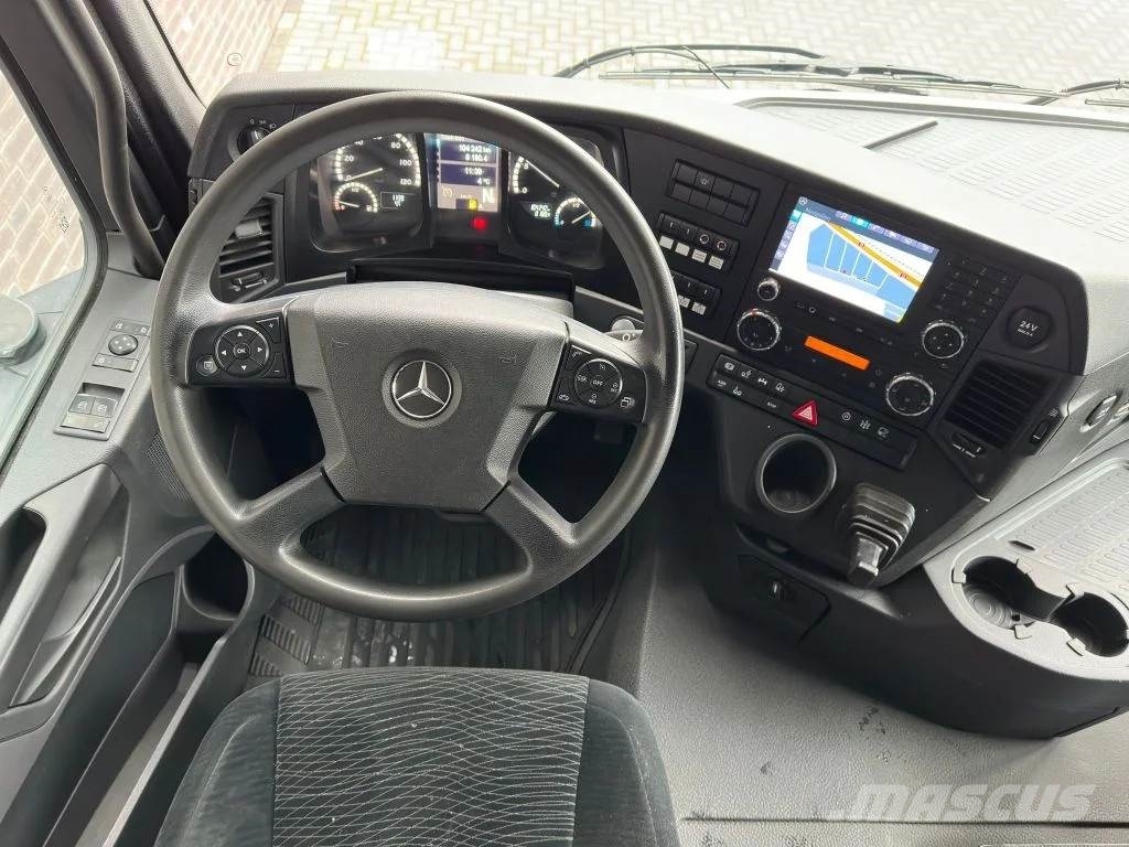 Mercedes-Benz Arocs 3251 8X4 RSP ESE 6 RD 8000 SAUGBAGGER/SUCTIO Paine-/imuautot