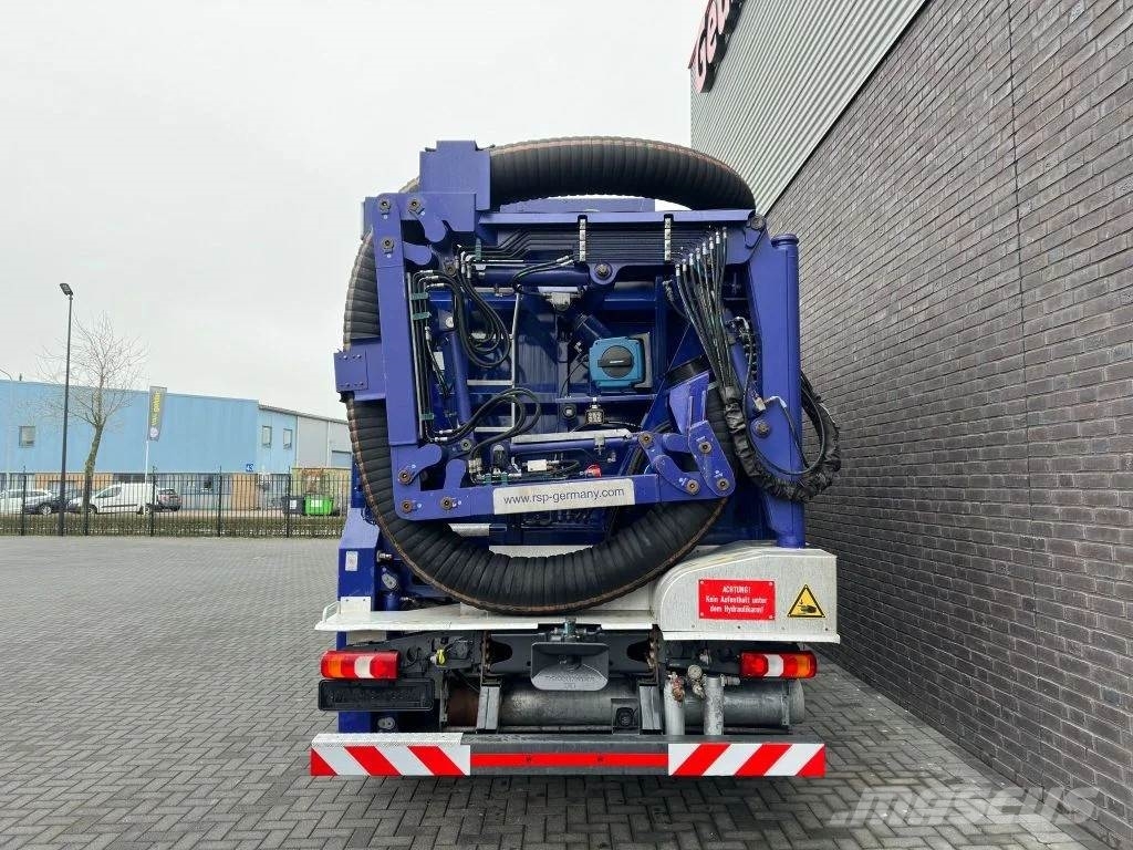 Mercedes-Benz Arocs 3251 8X4 RSP ESE 6 RD 8000 SAUGBAGGER/SUCTIO Paine-/imuautot